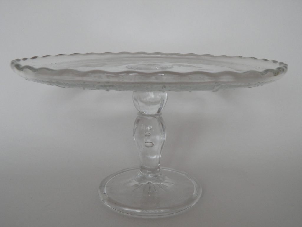 Apila Footed Serving Plate Nuutajärven lasi