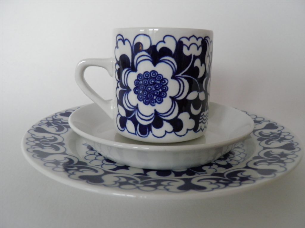 Gardenia kahvikuppisetti sininen Esteri Tomula MYYTY - Image 2