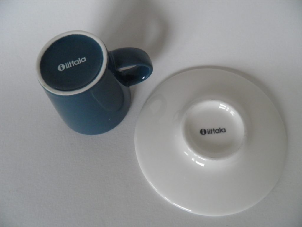 Espressokuppi ja aluslautanen turkoosi Iittala MYYTY - Image 3