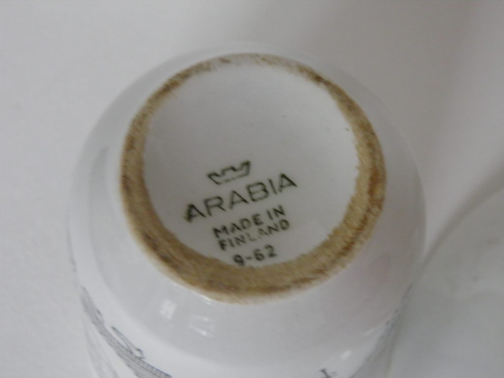 Emilia kaakaokuppi ja aluslautanen Arabia MYYTY - Image 5