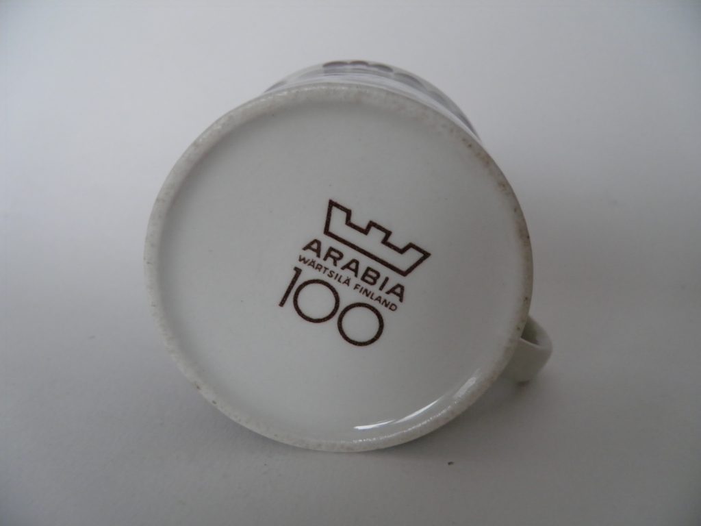 Arabia 100 v juhlakuppi ruskea MYYTY - Image 4