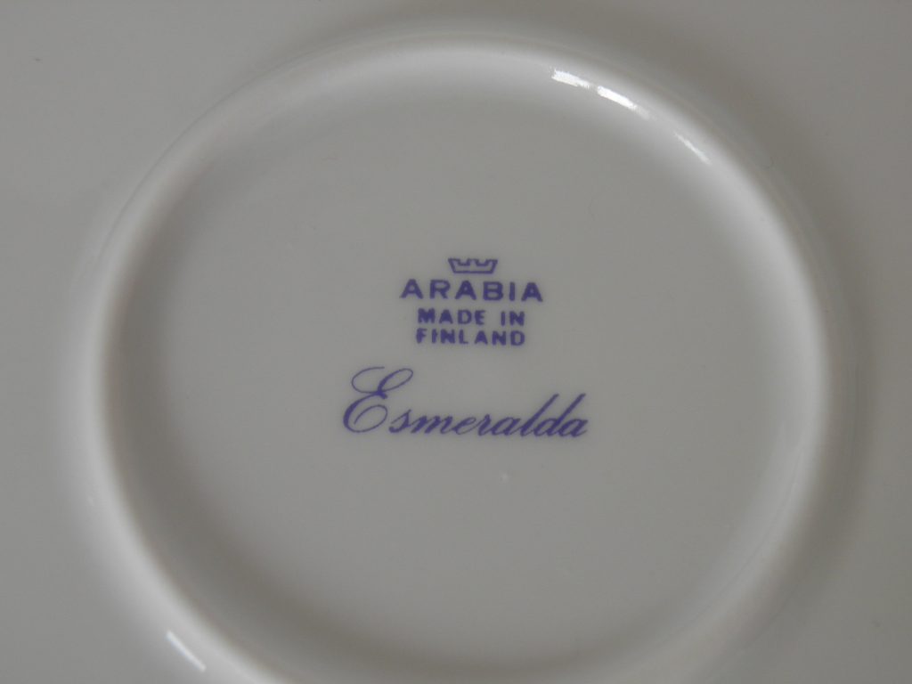 Esmeralda tarjoilulautanen Arabia MYYTY - Image 3