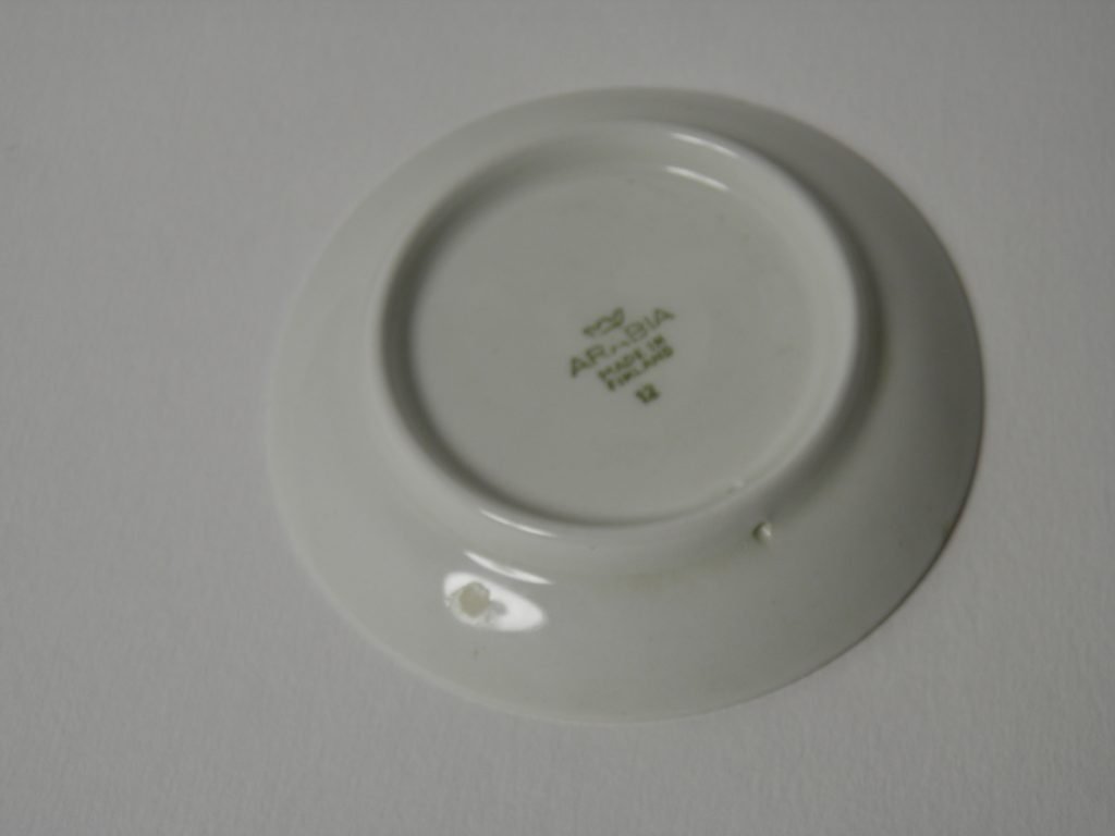 Emilia joen varrella seinälautanen Arabia MYYTY - Image 3
