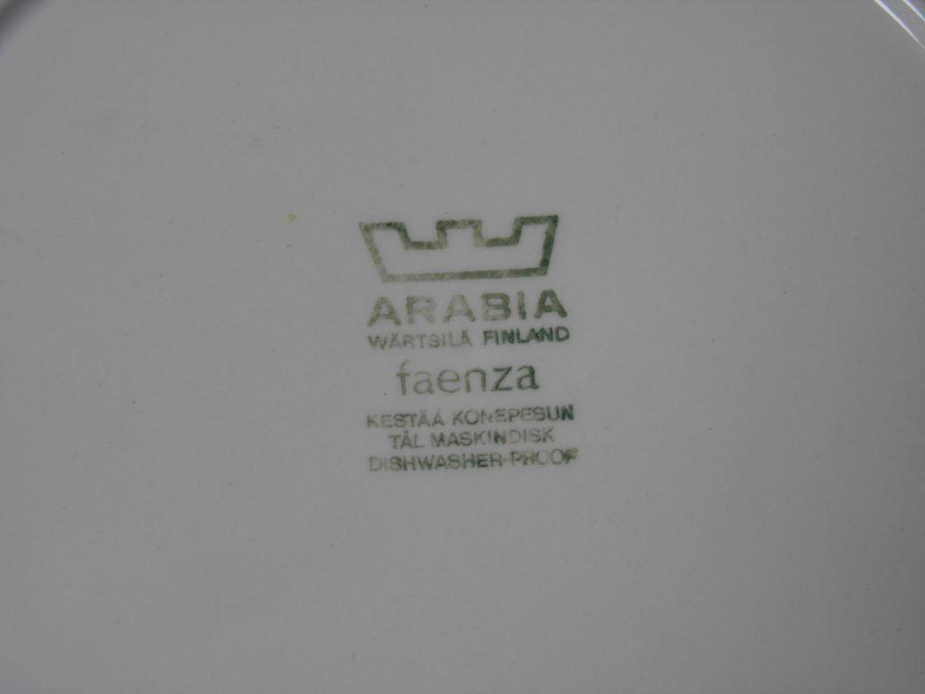 Faenza alkuruokalautanen ruskeakukka Arabia MYYTY - Image 4
