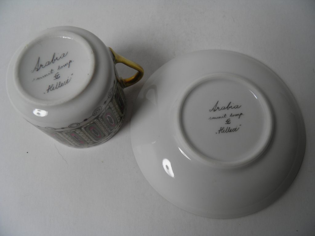 Hillevi mokkakuppi ja aluslautanen 6 kpl Arabia SOLD OUT MYYTY - Image 6