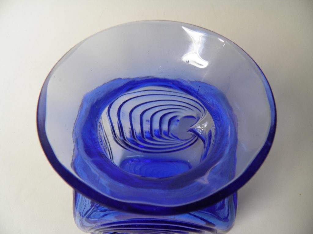 Amuletti sininen Riihimäen lasi MYYTY - Image 3