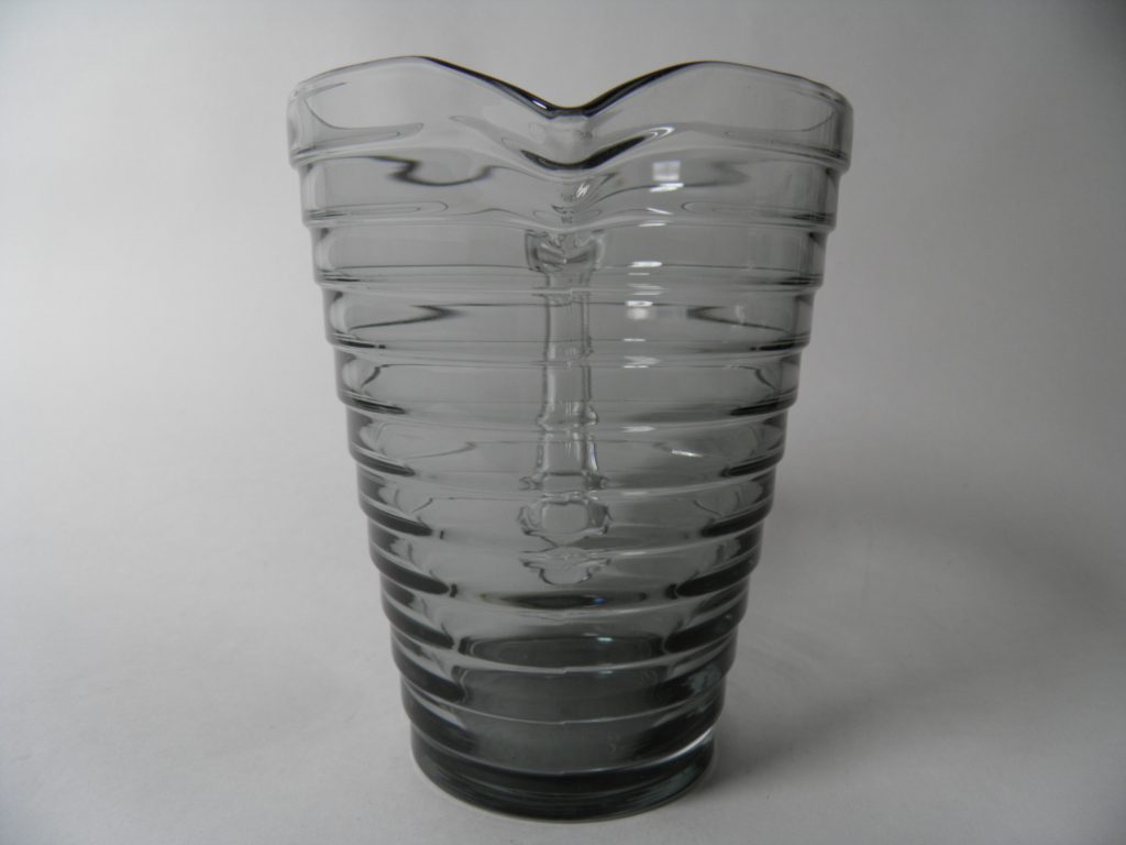 Aino Aalto kaadin harmaa MYYTY - Image 2
