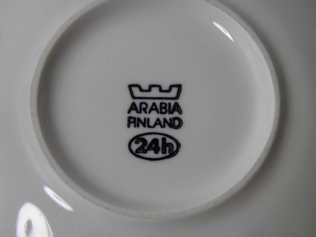 24h espressokuppi ja -aluslautanen Arabia MYYTY - Image 4