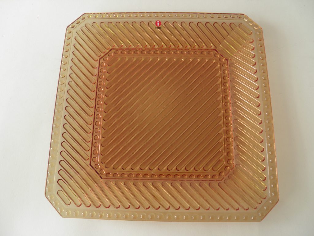 Bökars plate with rose archivolt