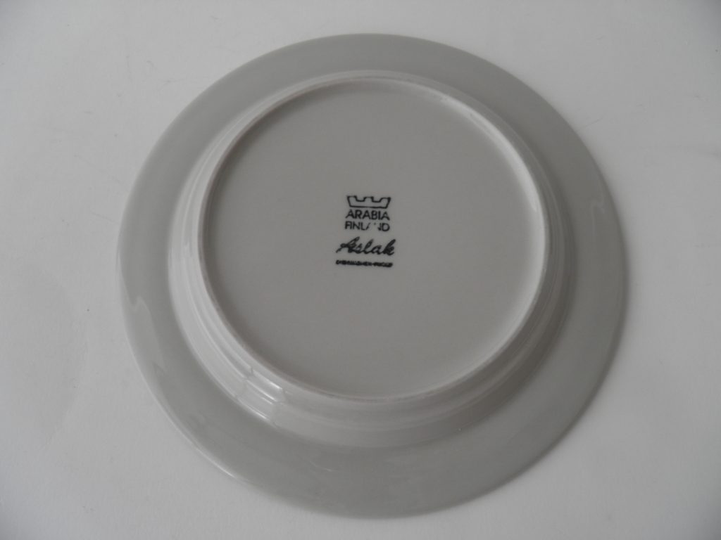Aslak lautanen 19,8 cm Arabia MYYTY - Image 2