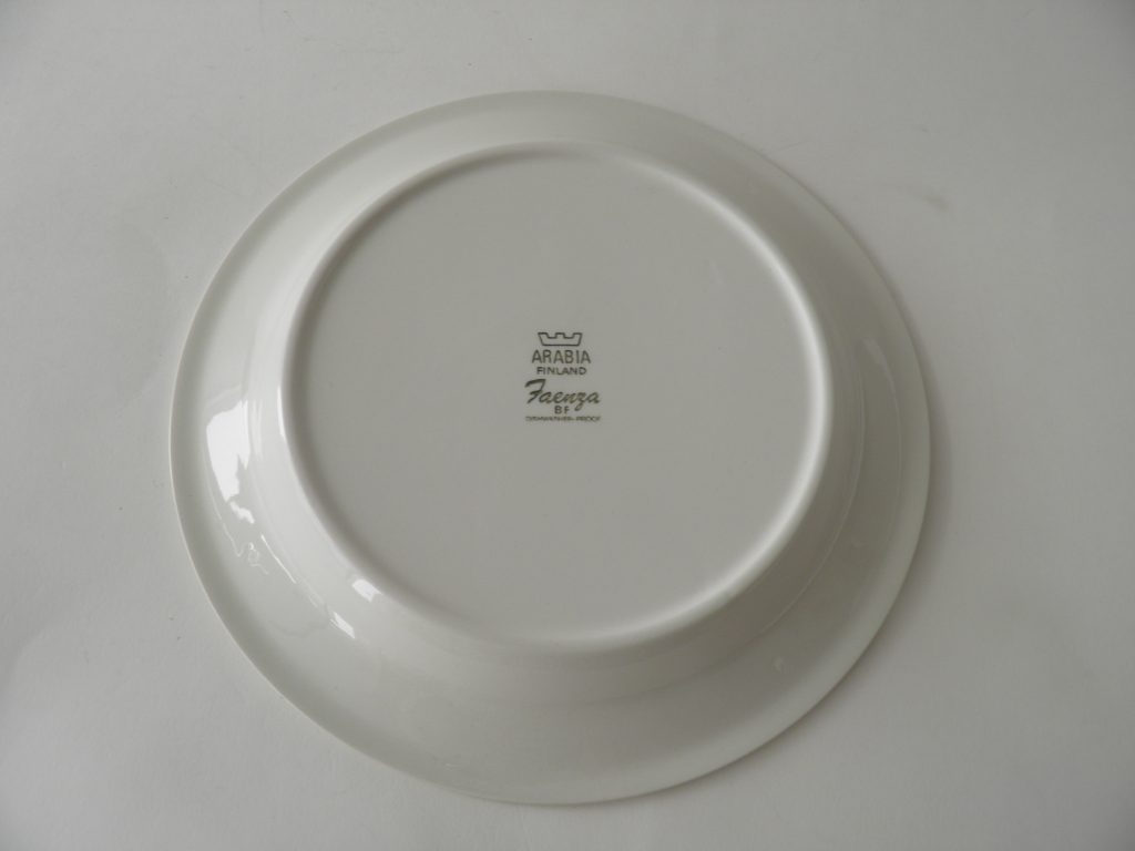 Faenza ruskeakukkainen ruokalautanen Arabia MYYTY - Image 3