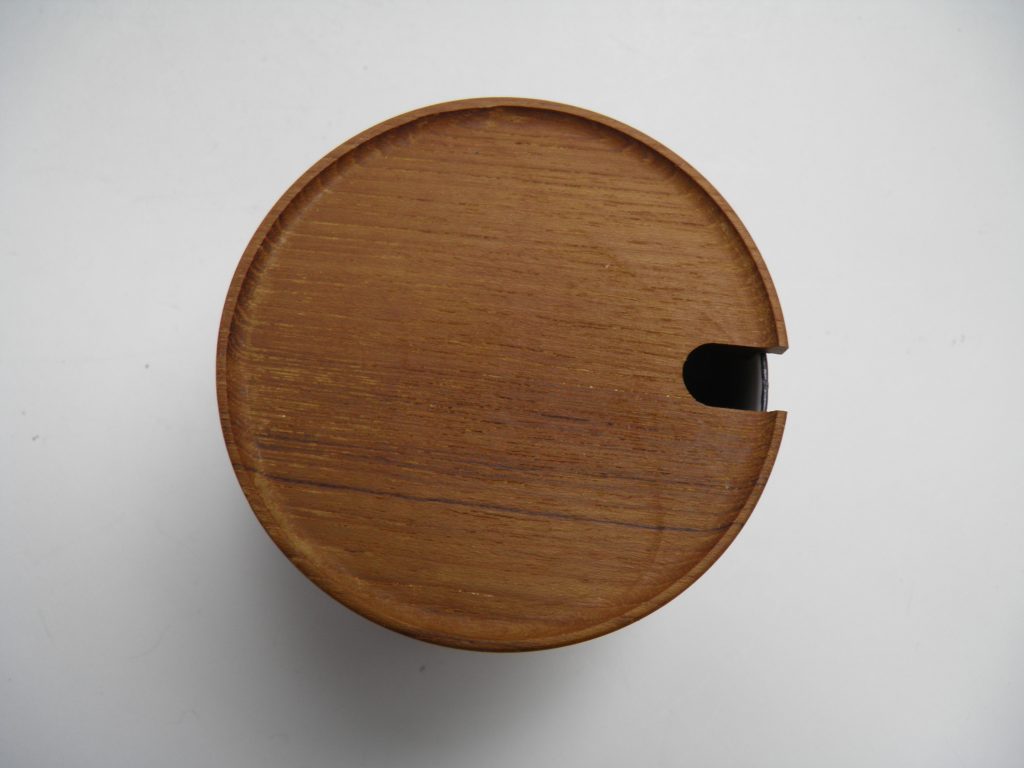 Finel purkki teak-kannella MYYTY - Image 2