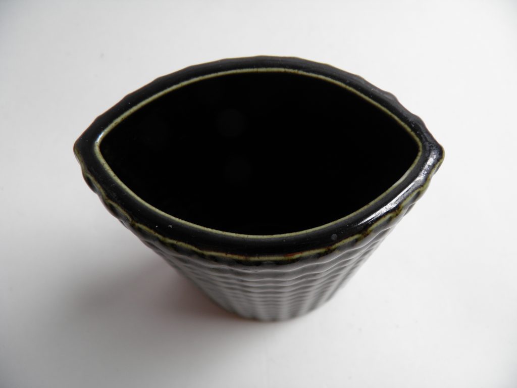Harlekiini maljakko 15,5 cm Kaarina Aho MYYTY - Image 3