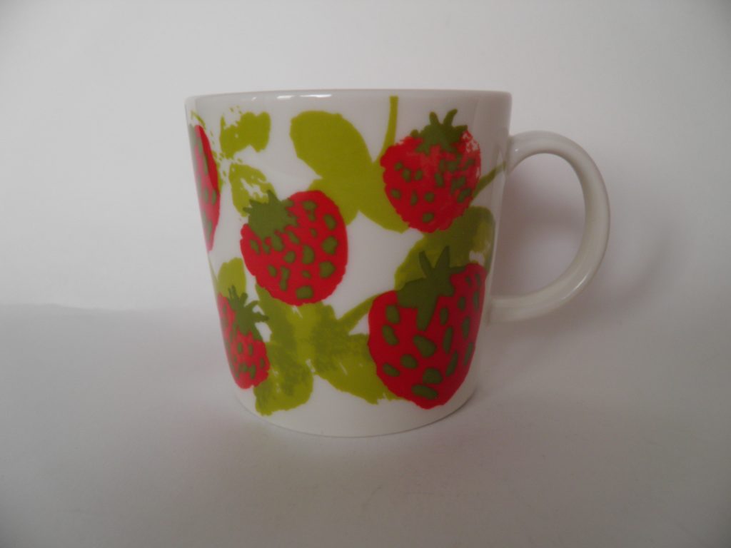 Mansikka Mug Arabia 