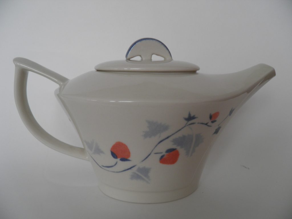 Strawberry teapot Pentik SOLD