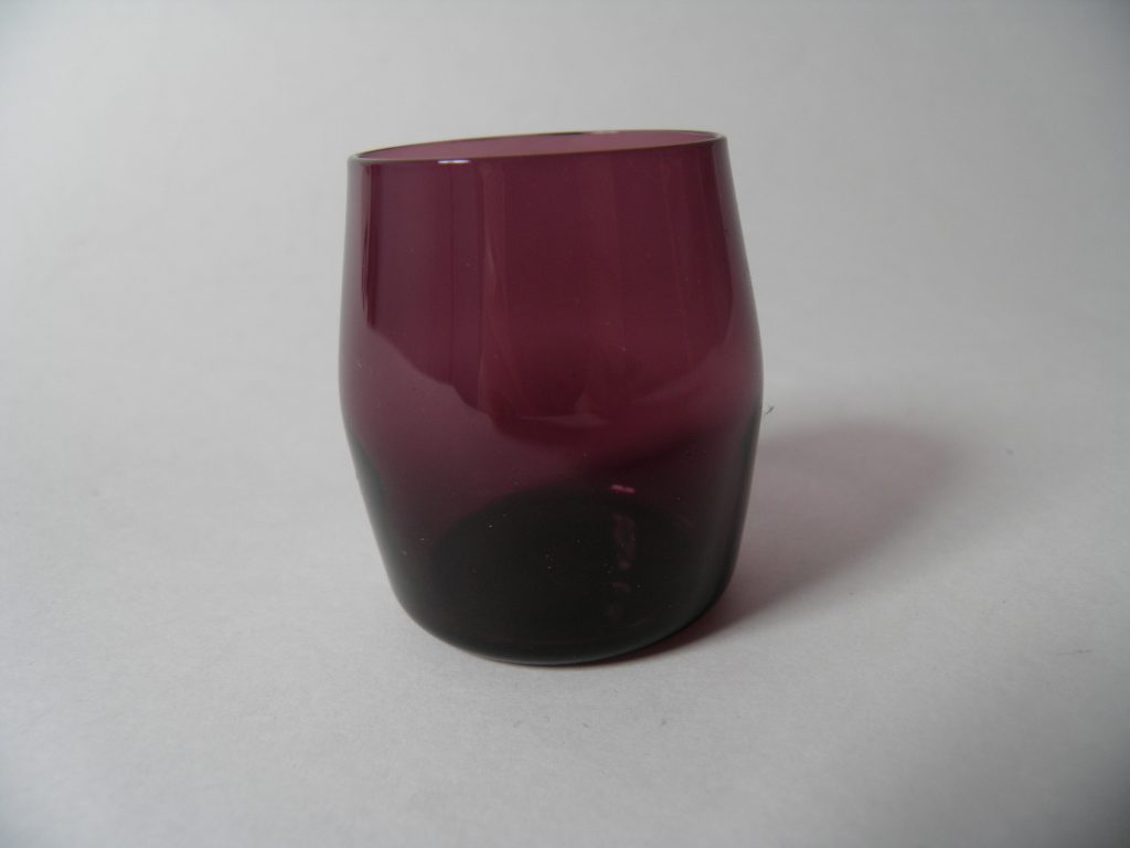 i-103 -lasi snapsikoko Iittala Timo Sarpaneva