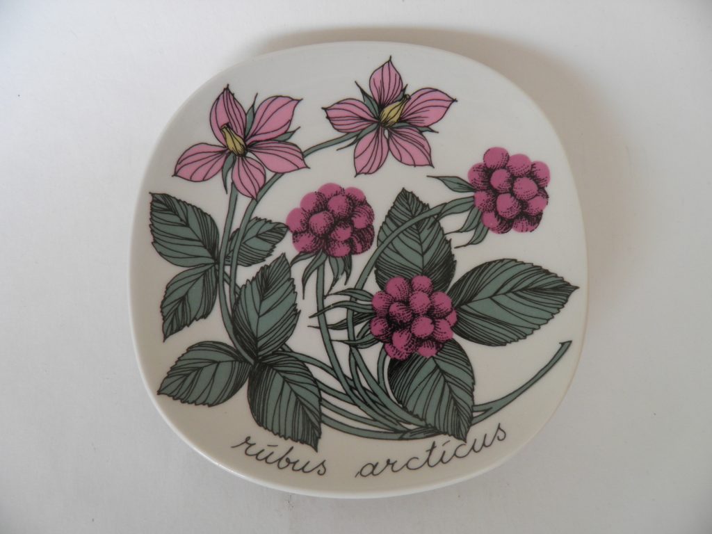 Mesimarja wall plate by Esteri Tomula SOLD