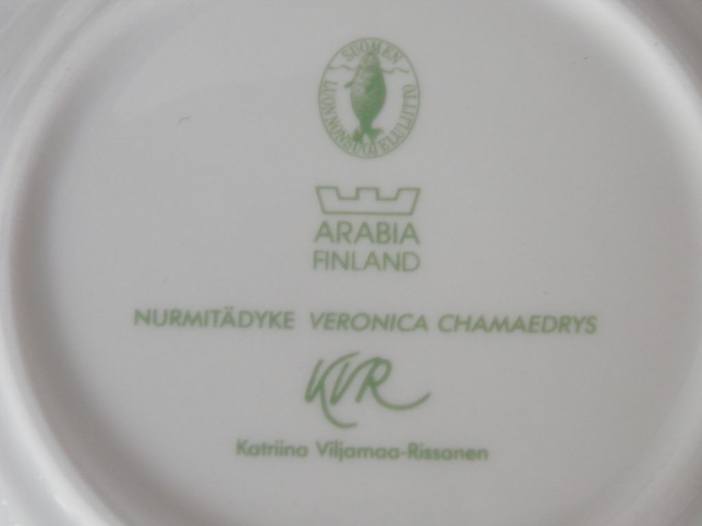 Nurmitädyke kahvikuppi ja 2 lautasta Arabia MYYTY - Image 7