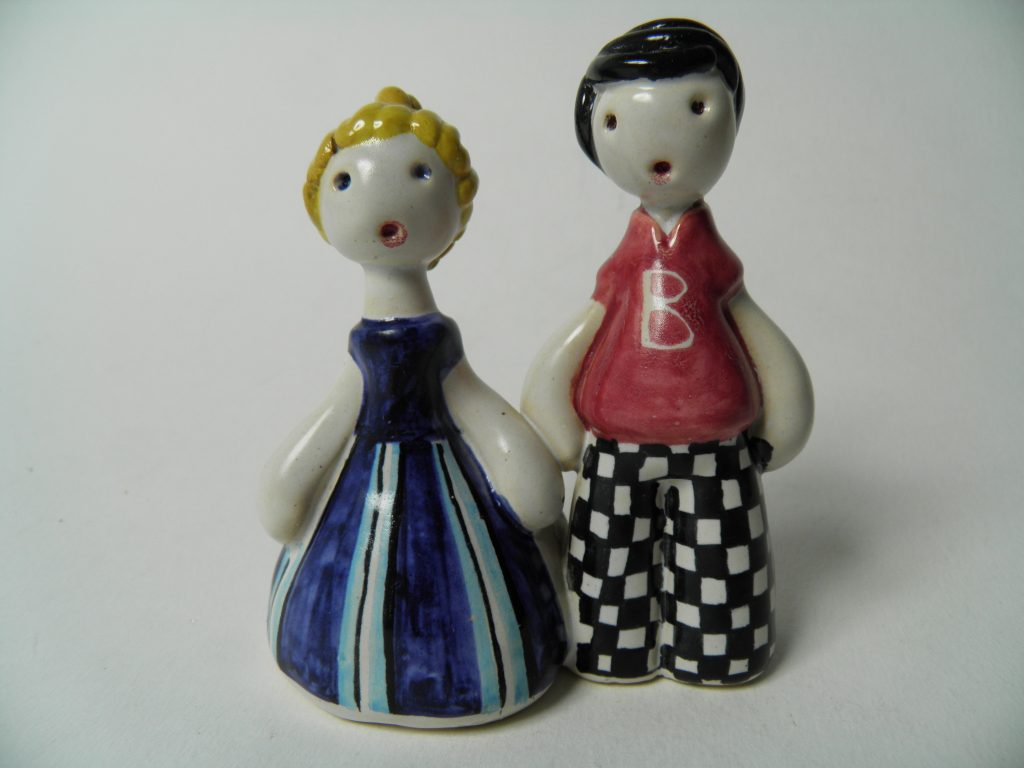 Young couple Kupittaan clay Okki Laine SOLD
