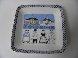 Maakuntalautanen Satakunta Raija Uosikkinen MYYTY Retronomi verkkokauppa