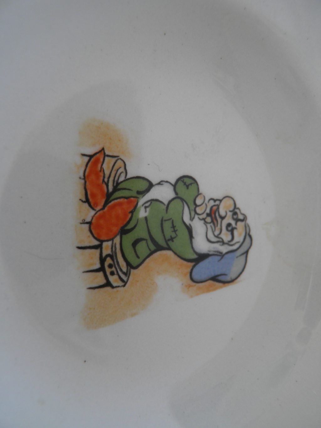 Lasten lautanen Seitsemän Kääpiötä MYYTY