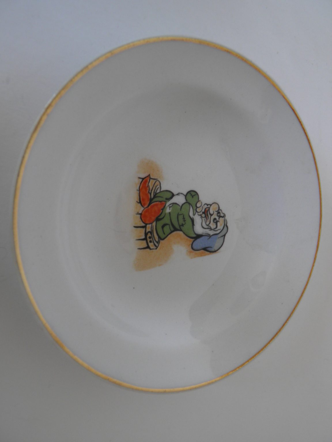 Lasten lautanen Seitsemän Kääpiötä MYYTY - Image 2