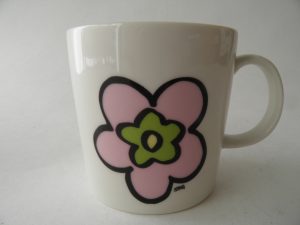 Majblomman muki 2009 MYYTY Retronomi verkkokauppa