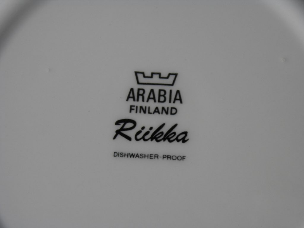 Riikka kahvikuppi ja 2 lautasta Arabia MYYTY - Image 5