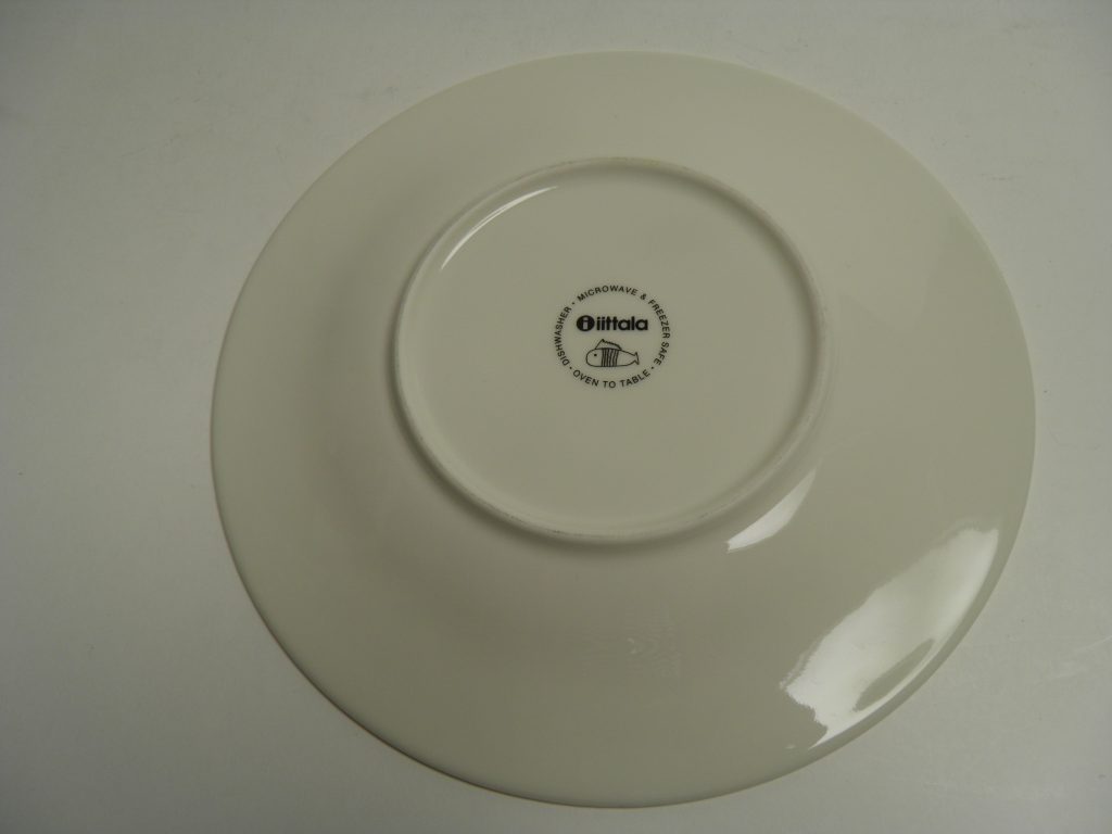 Sarjaton lautanen 22 cm Iittala MYYTY - Image 2