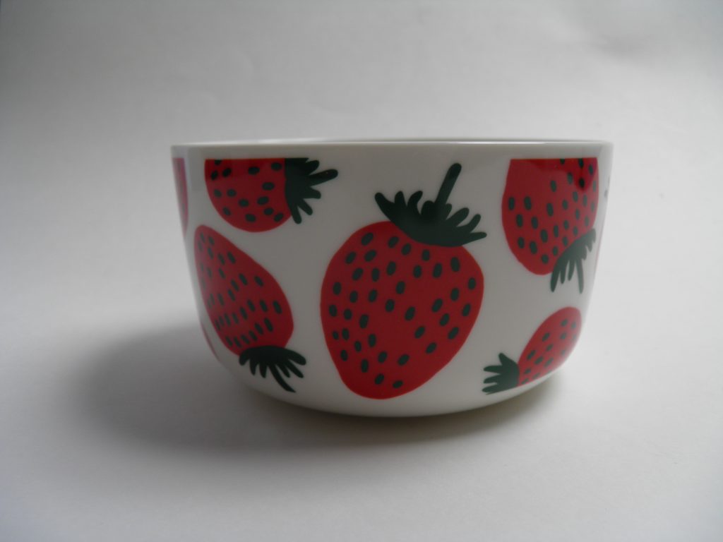 Mansikka kulho Marimekko MYYTY - Image 2