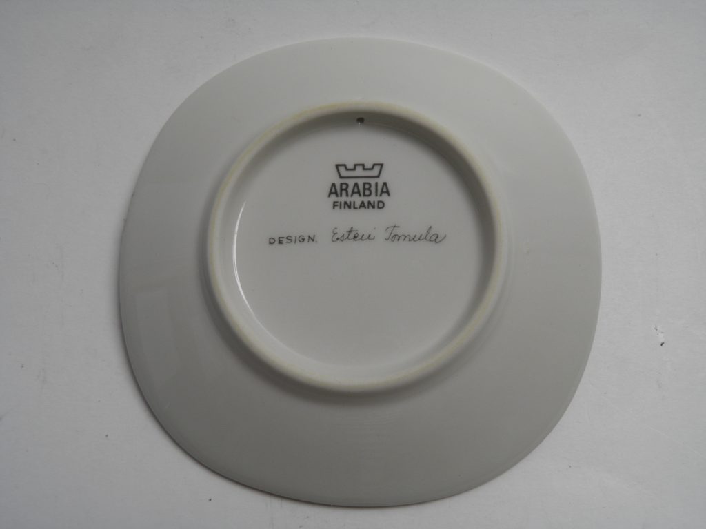 Mustikka seinälautanen Arabia MYYTY - Image 3