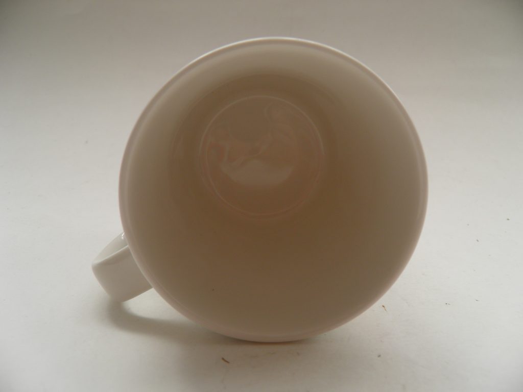 Ruutu-unikko muki vaaleanharmaa Marimekko MYYTY - Image 4