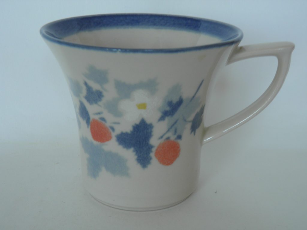 Mansikka muki Pentik