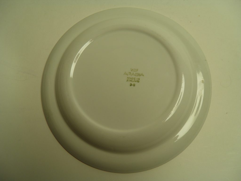 Hupi lasten lautanen Arabia MYYTY - Image 3