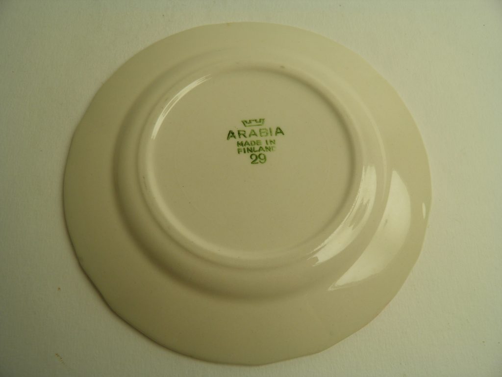 Maisema kakkulautanen 15 cm punainen MYYTY - Kuva 2