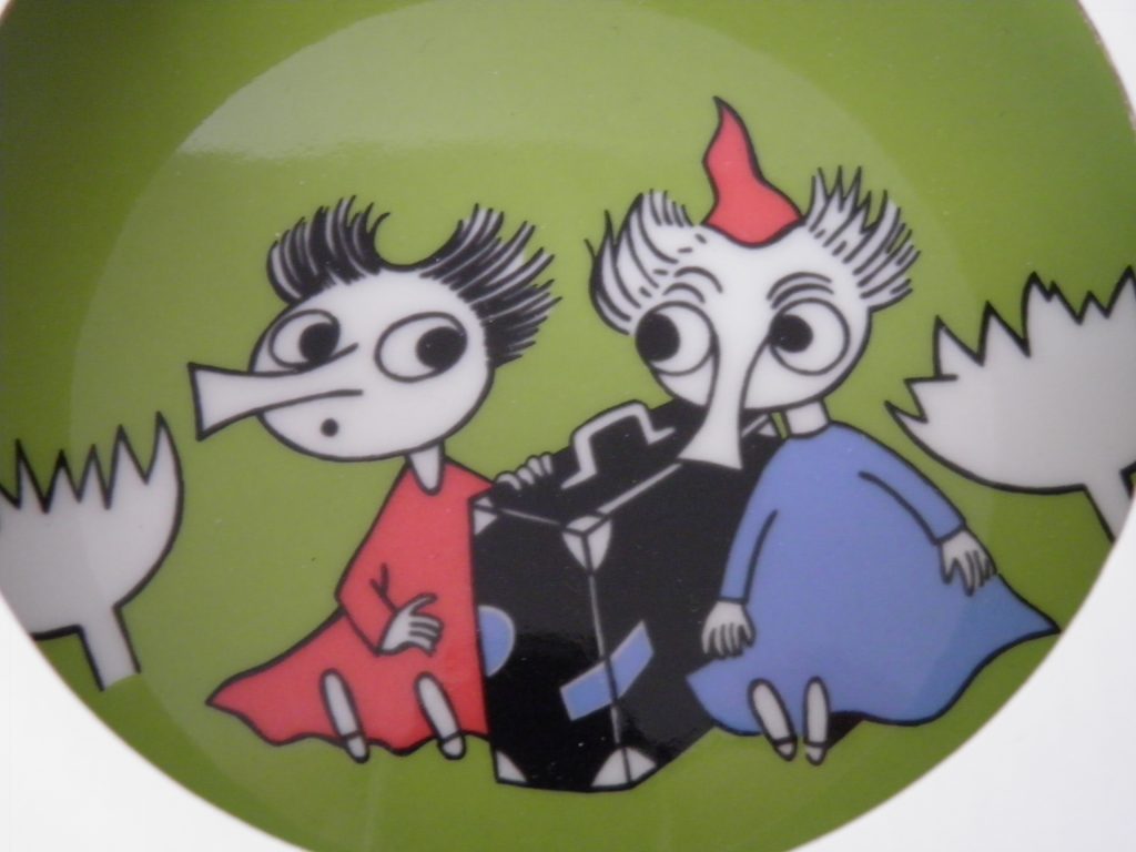 Muumi-lautanen Tiuhti ja Viuhti 2-puoleinen - Image 2