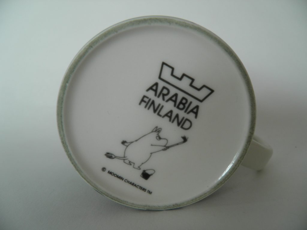 Muumi-muki Pikku Myy Liukumäessä - Image 4