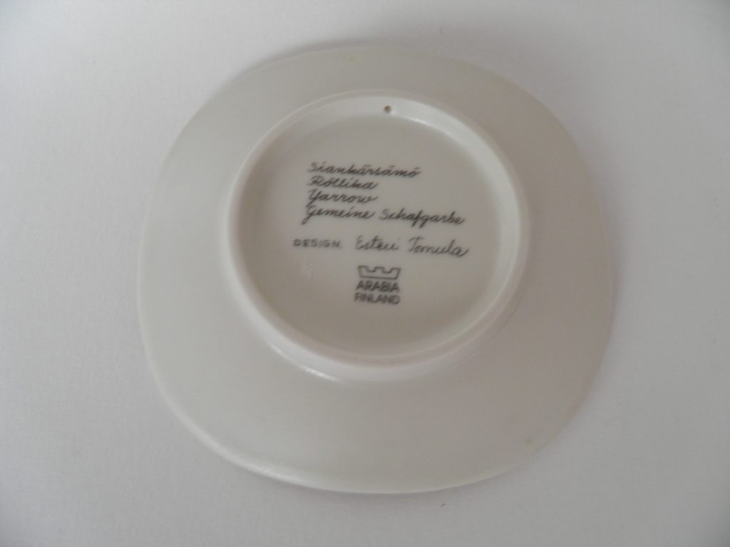 Siankärsämö -seinälautanen Esteri Tomula MYYTY - Image 3