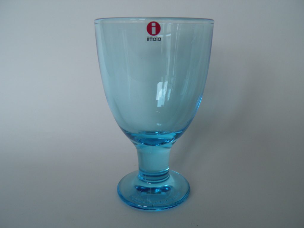Verna -viinilasi vaaleansininen Iittala