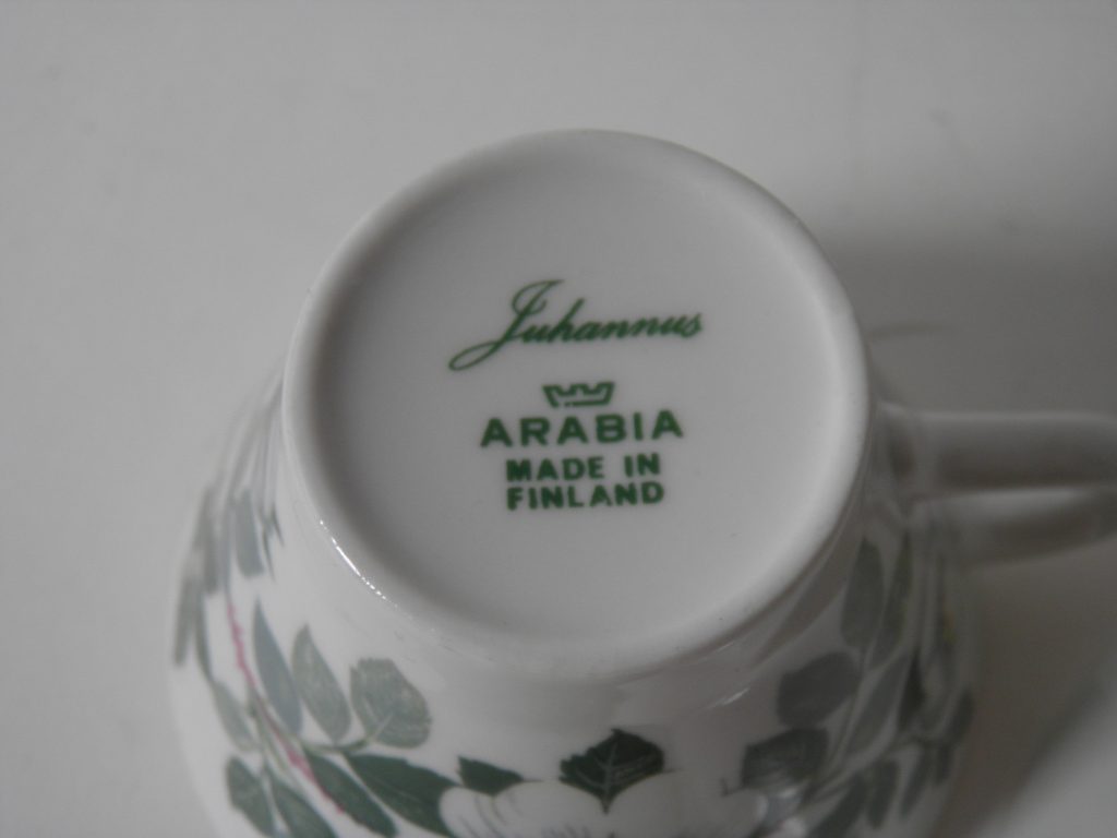 Juhannus kahvikuppi ja 2 lautasta - Image 6
