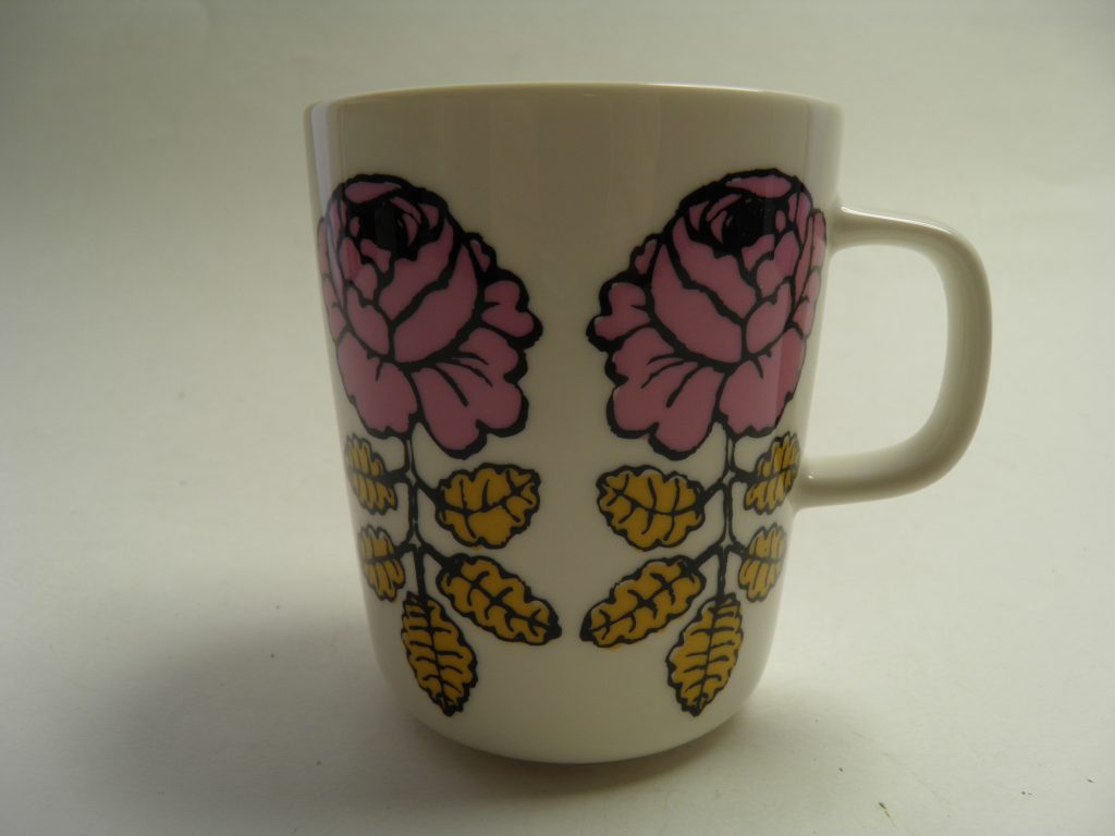 Vihkiruusu -muki pinkki-kulta Marimekko