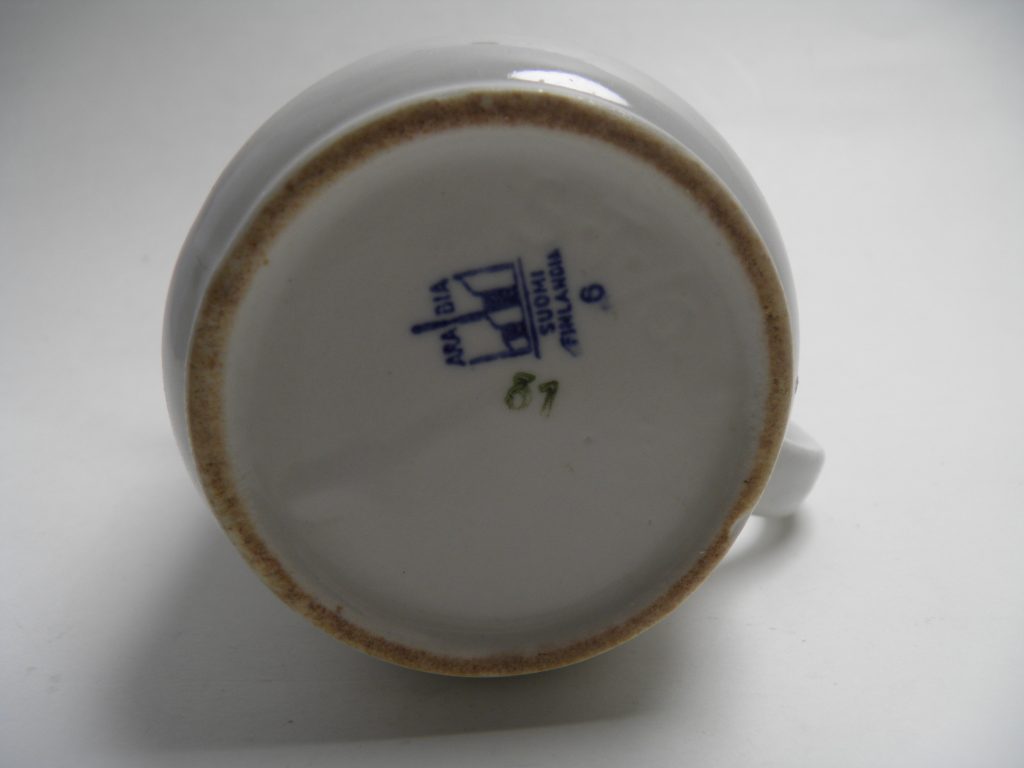 Sininen Pääsky kannu 0,6 l Arabia MYYTY - Image 6