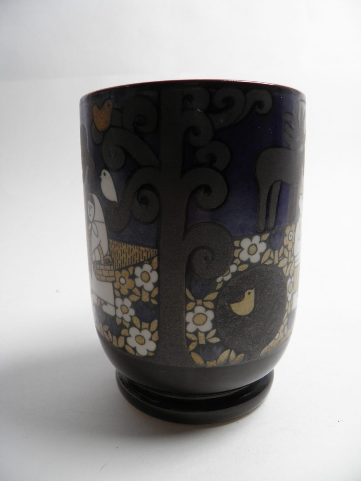 Kirin Beer mug 1986 Arabia - Image 2