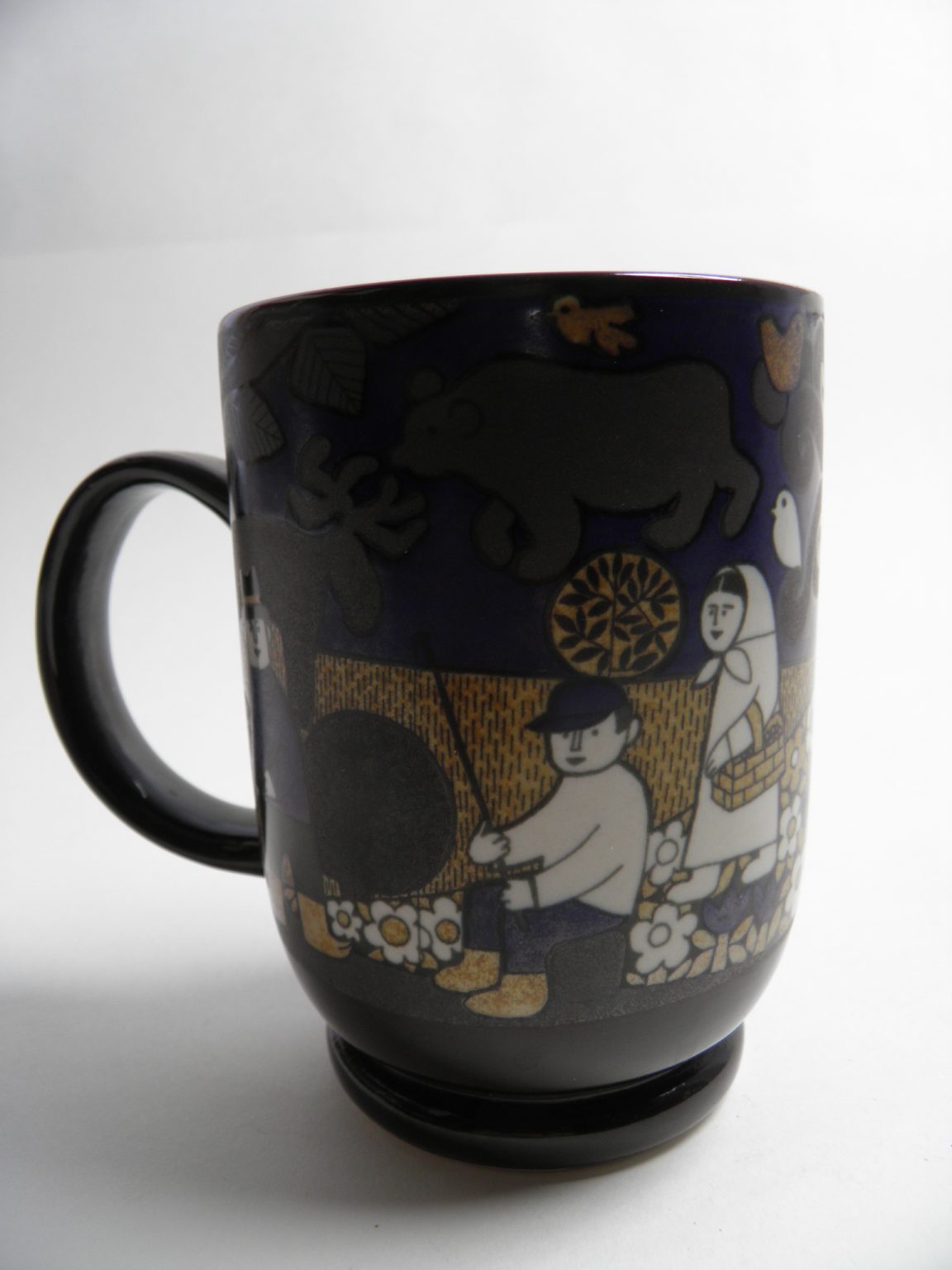 Kirin Beer mug 1986 Arabia - Image 3