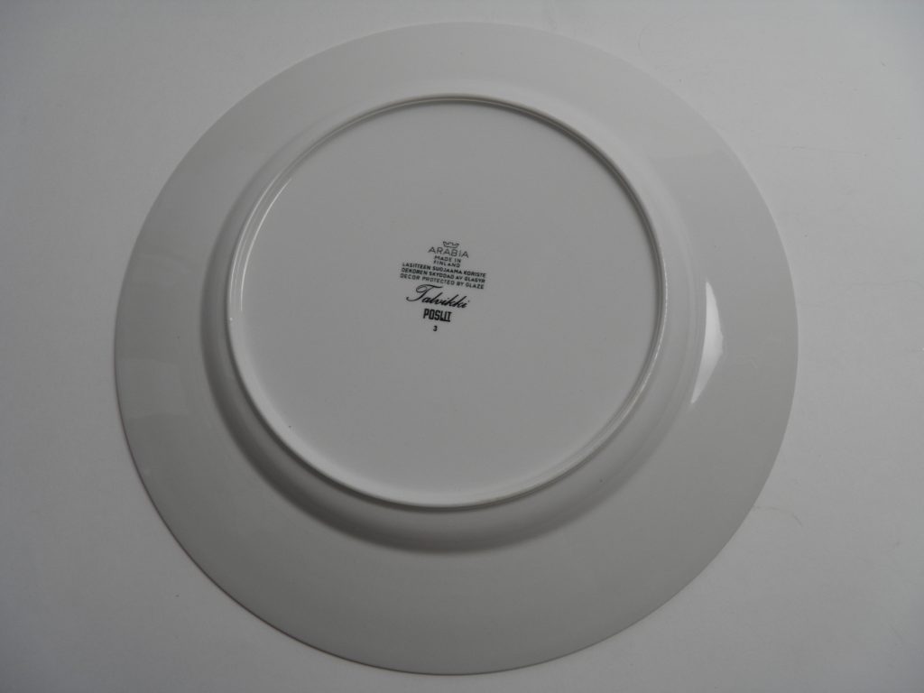Talvikki matala ruokalautanen Arabia MYYTY - Image 3
