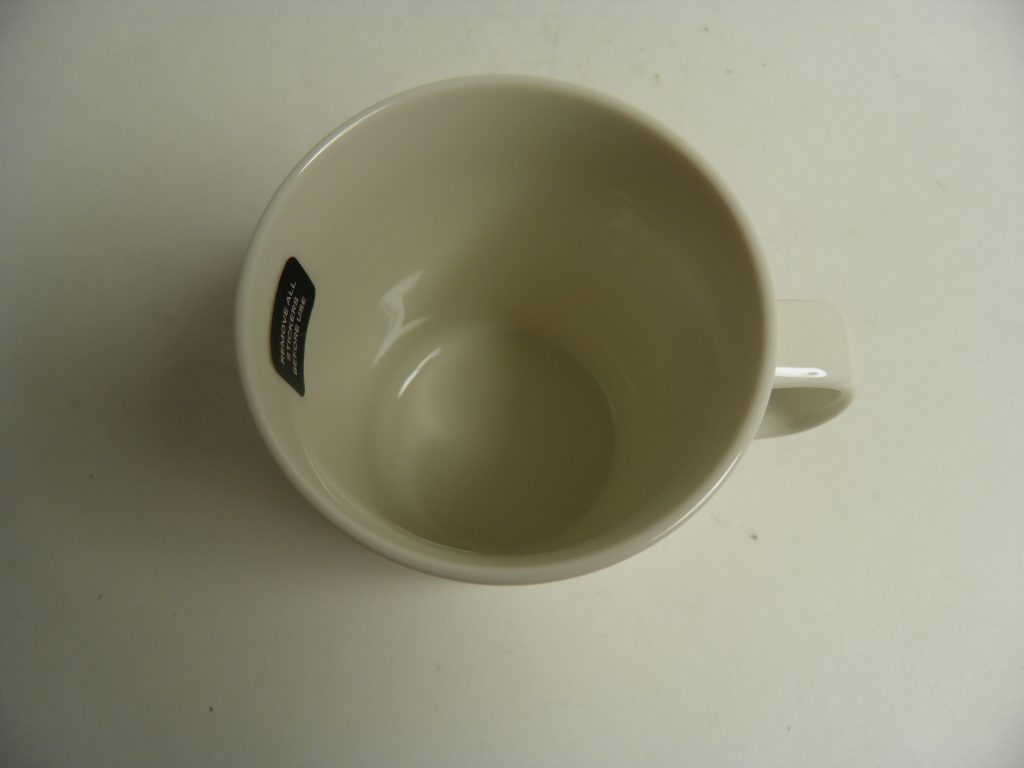 Vihkiruusu muki musta-valkoinen Marimekko - Image 3