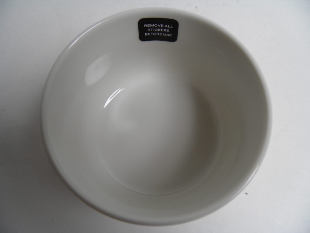 Vihkiruusu kulho musta-valko Marimekko MYYTY - Image 2