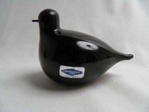 Pulmu musta Oiva Toikka Retronomi verkkokauppa