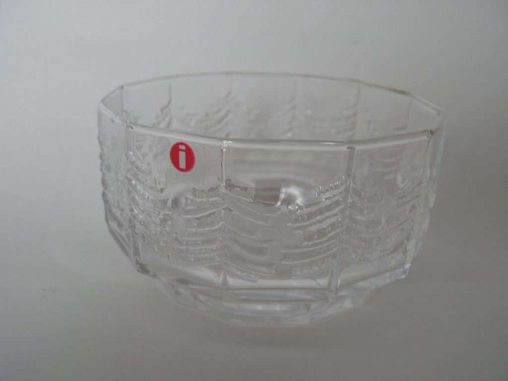 Kuusi jälkiruokakulho Iittala MYYTY