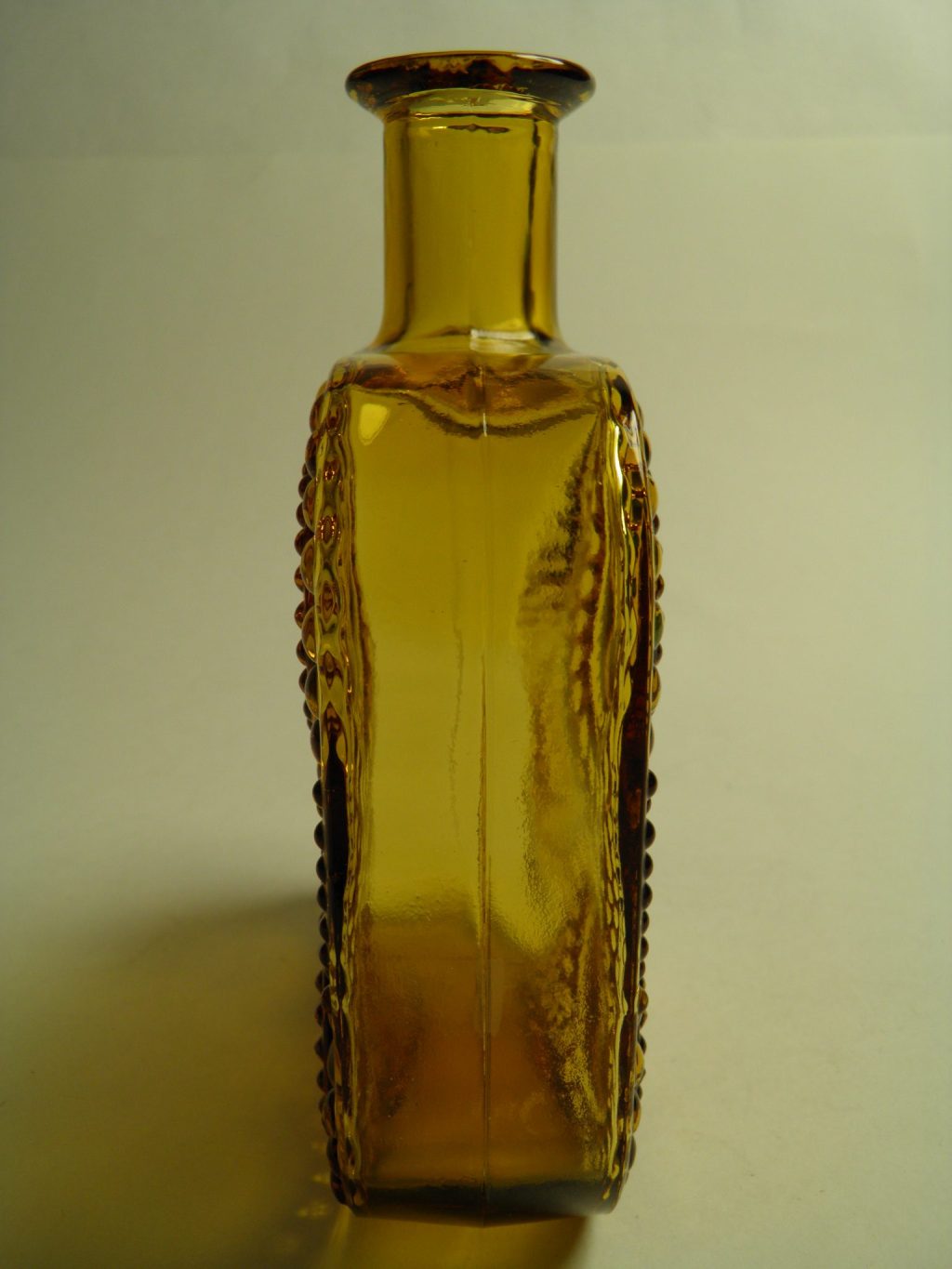 Grapponia pullo amber Nanny Still - Image 4